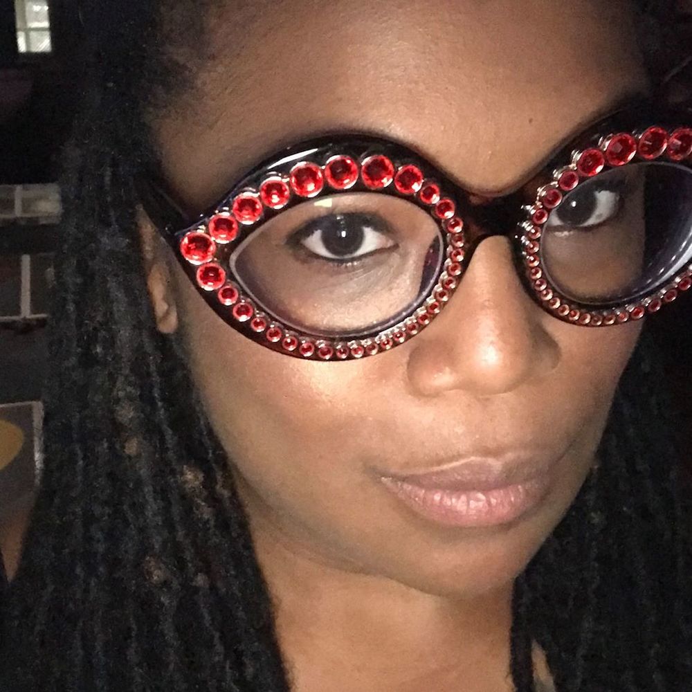 Meet your Posher, Courtney